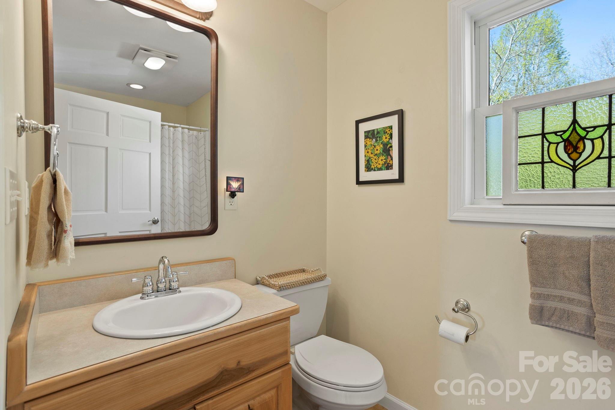 367 Crescent Street — Saluda