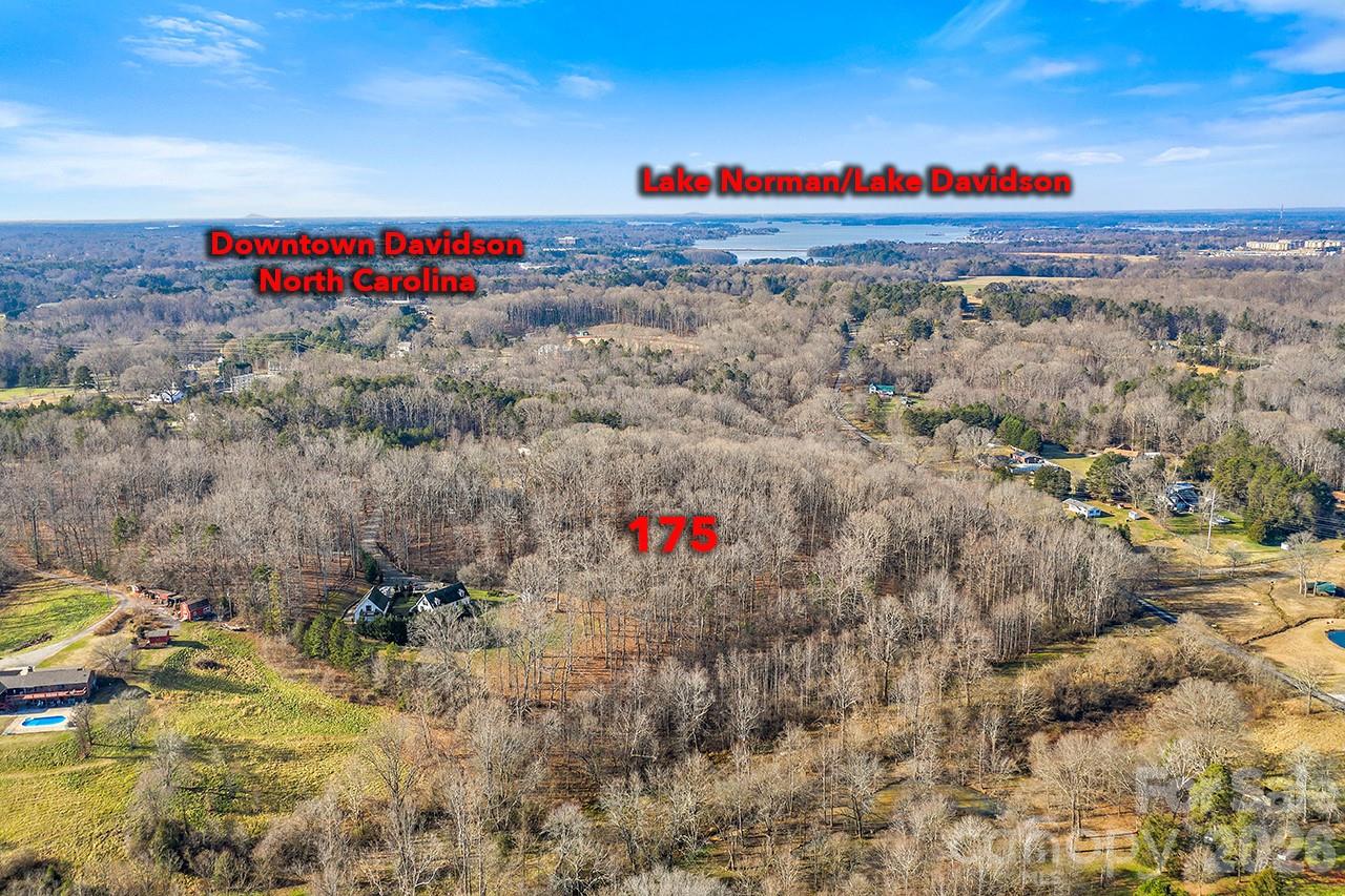 175 Stonehaven Drive — Mooresville