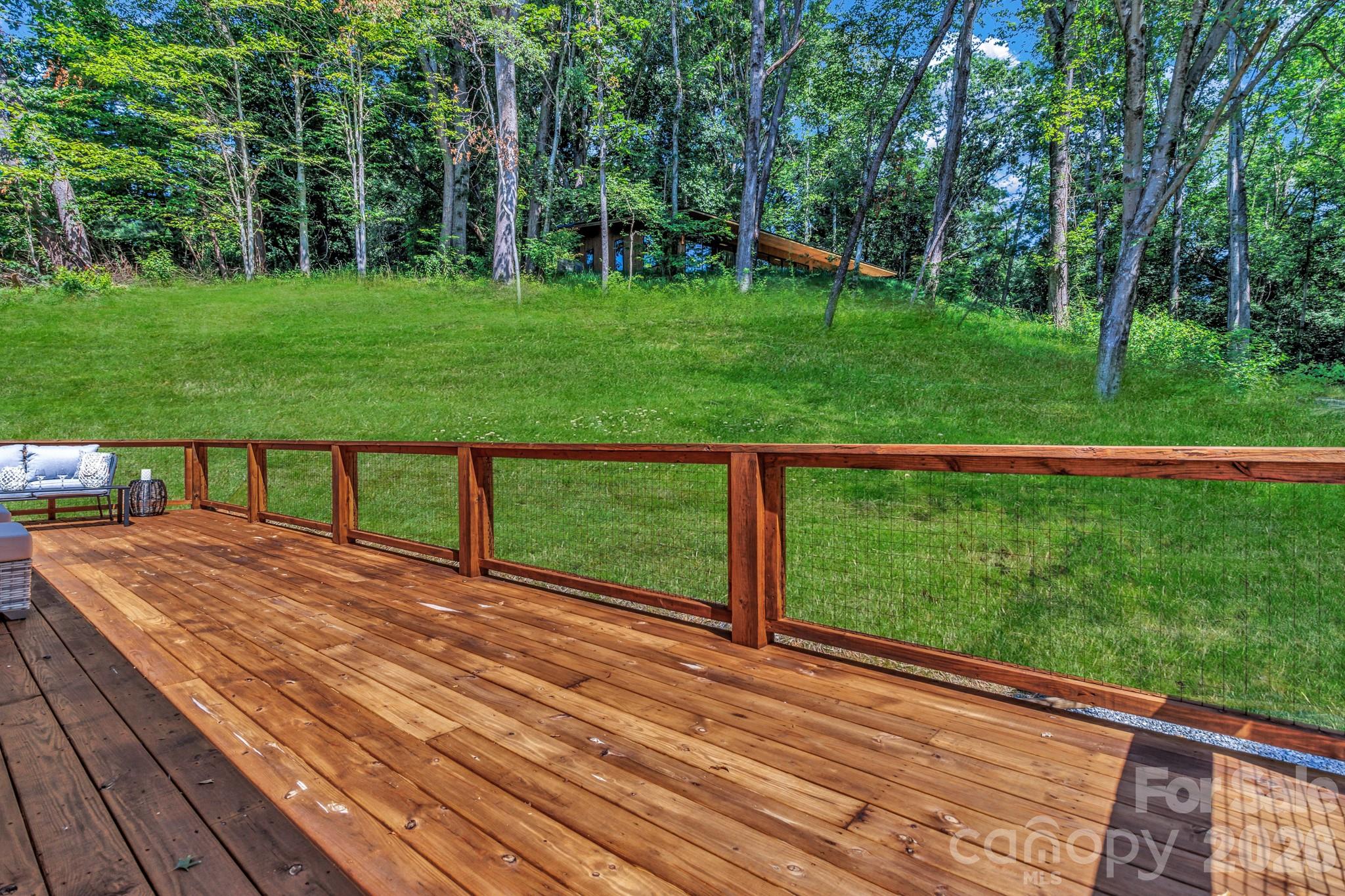 21 Carolinda Lane — Waynesville