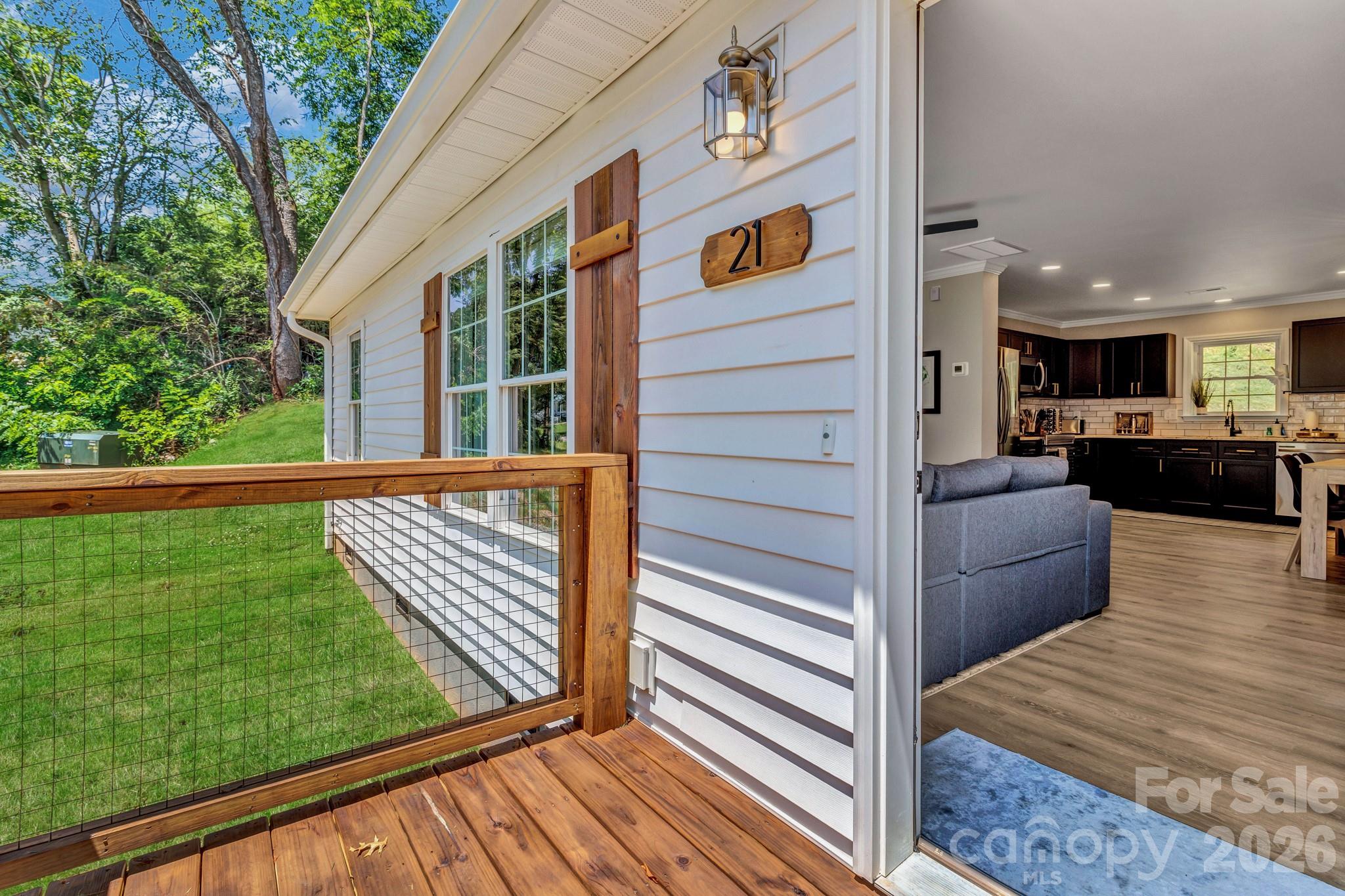 21 Carolinda Lane — Waynesville