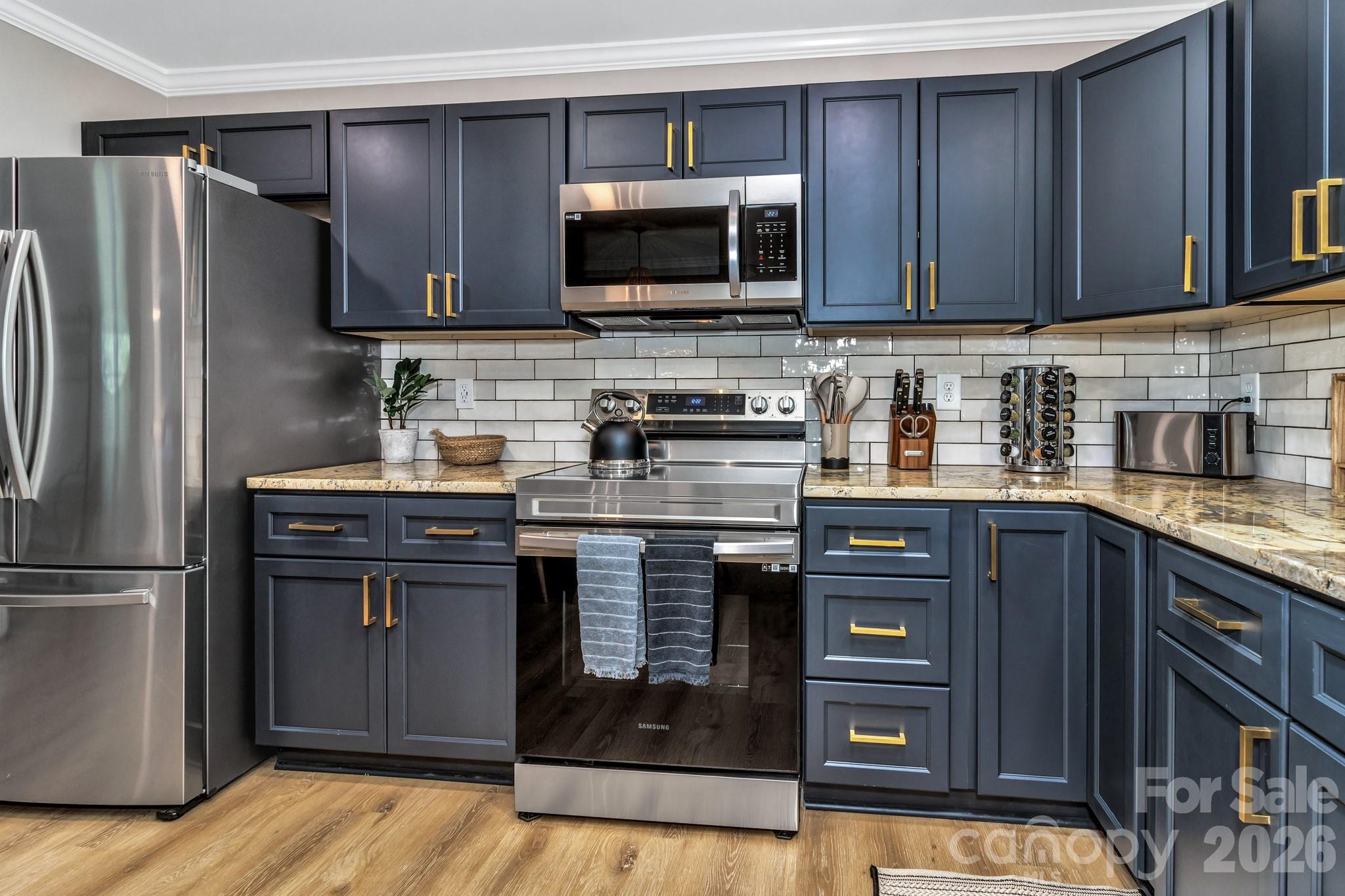 21 Carolinda Lane — Waynesville