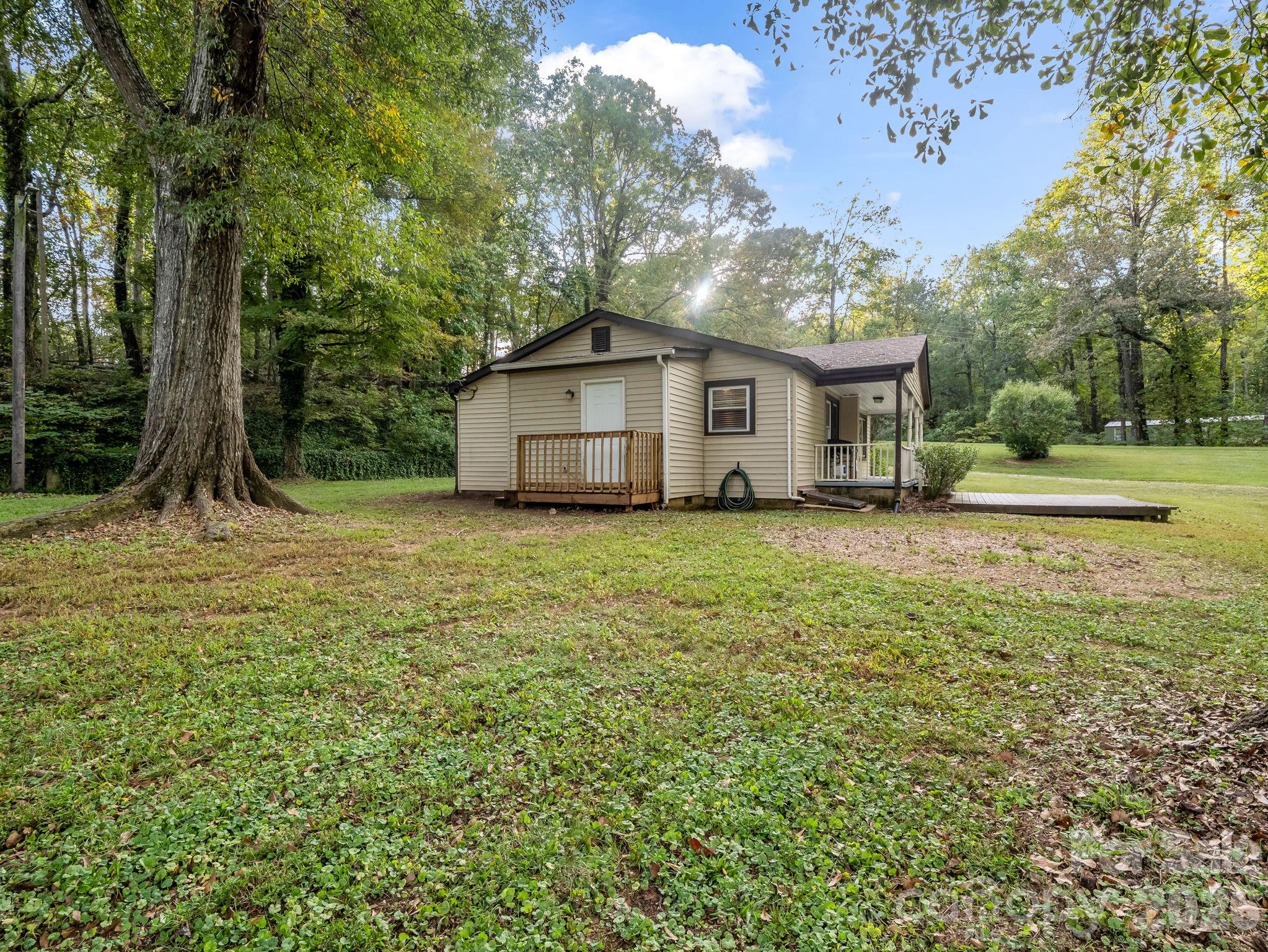 697 Bethany Church Road — Forest City