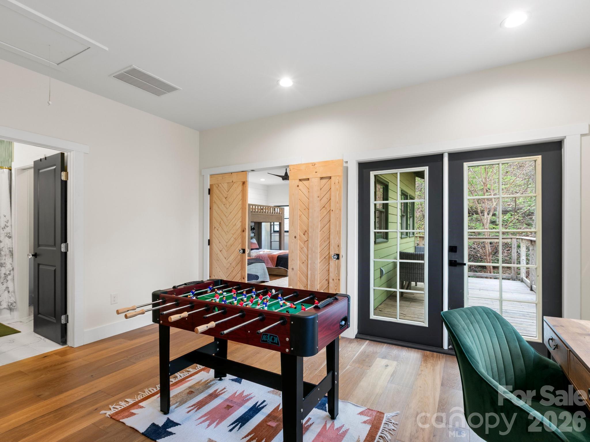 291 Webb Cove Road — Asheville