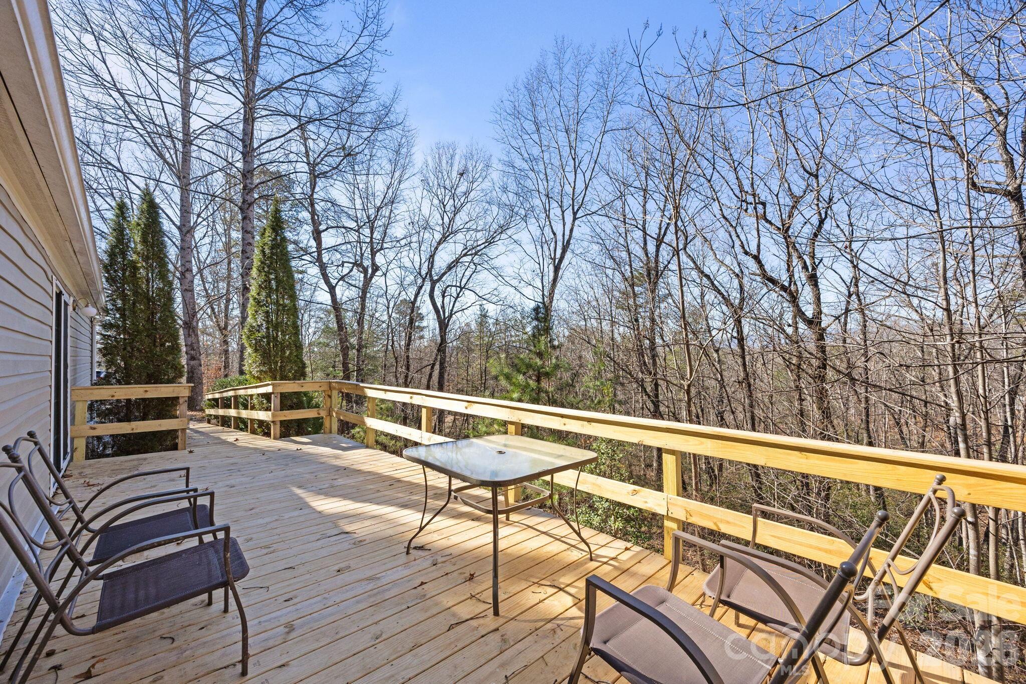 102 Scotts Cove Road — Nebo