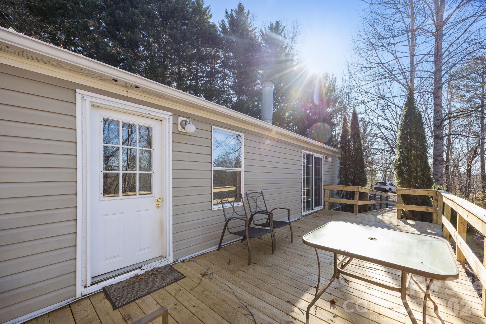 102 Scotts Cove Road — Nebo