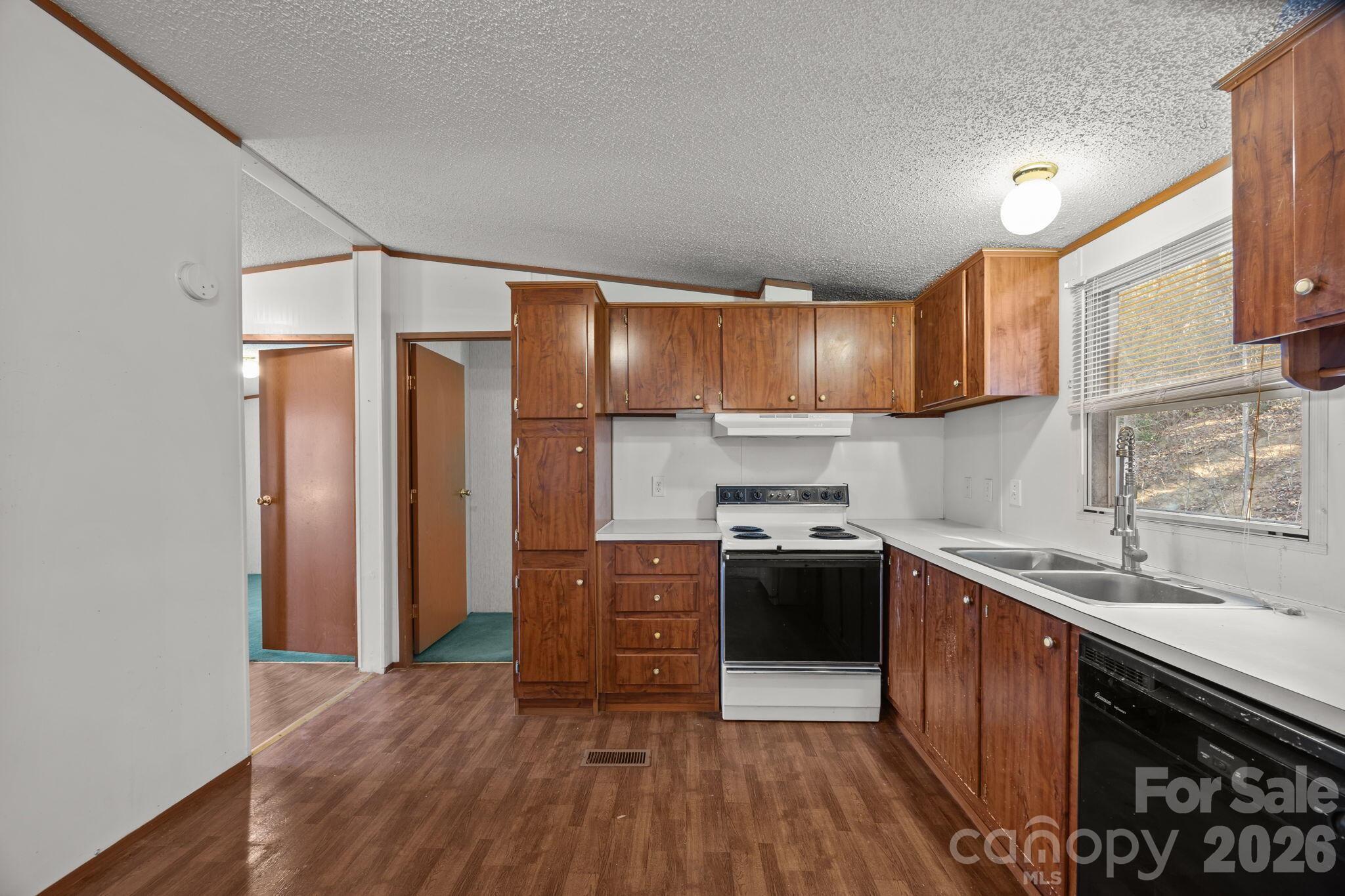 102 Scotts Cove Road — Nebo
