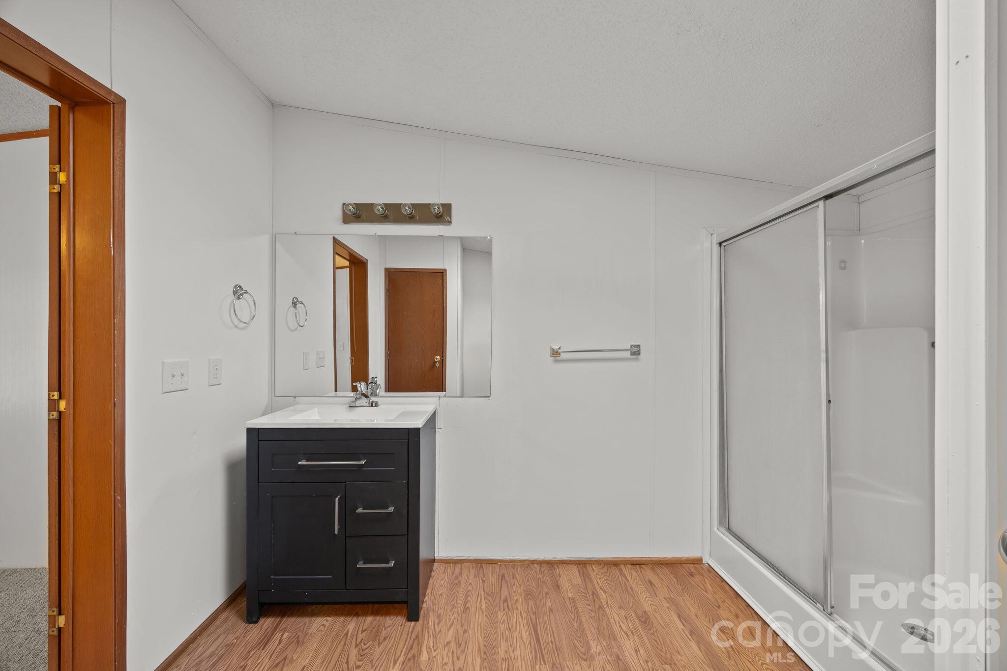 102 Scotts Cove Road — Nebo