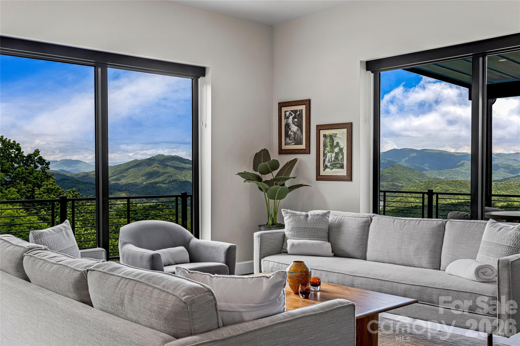 840 Fontana Trace Drive — Almond