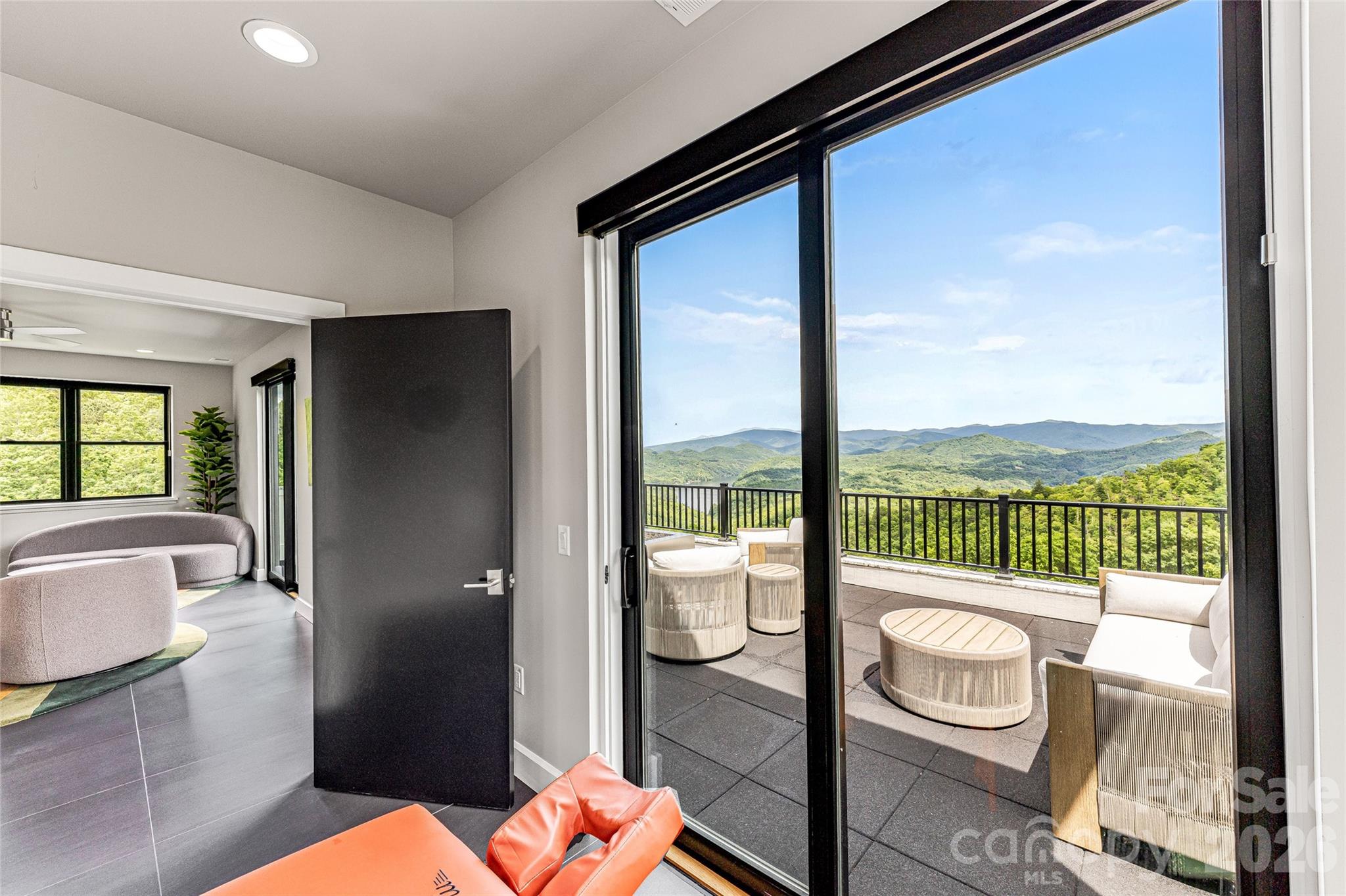 840 Fontana Trace Drive — Almond