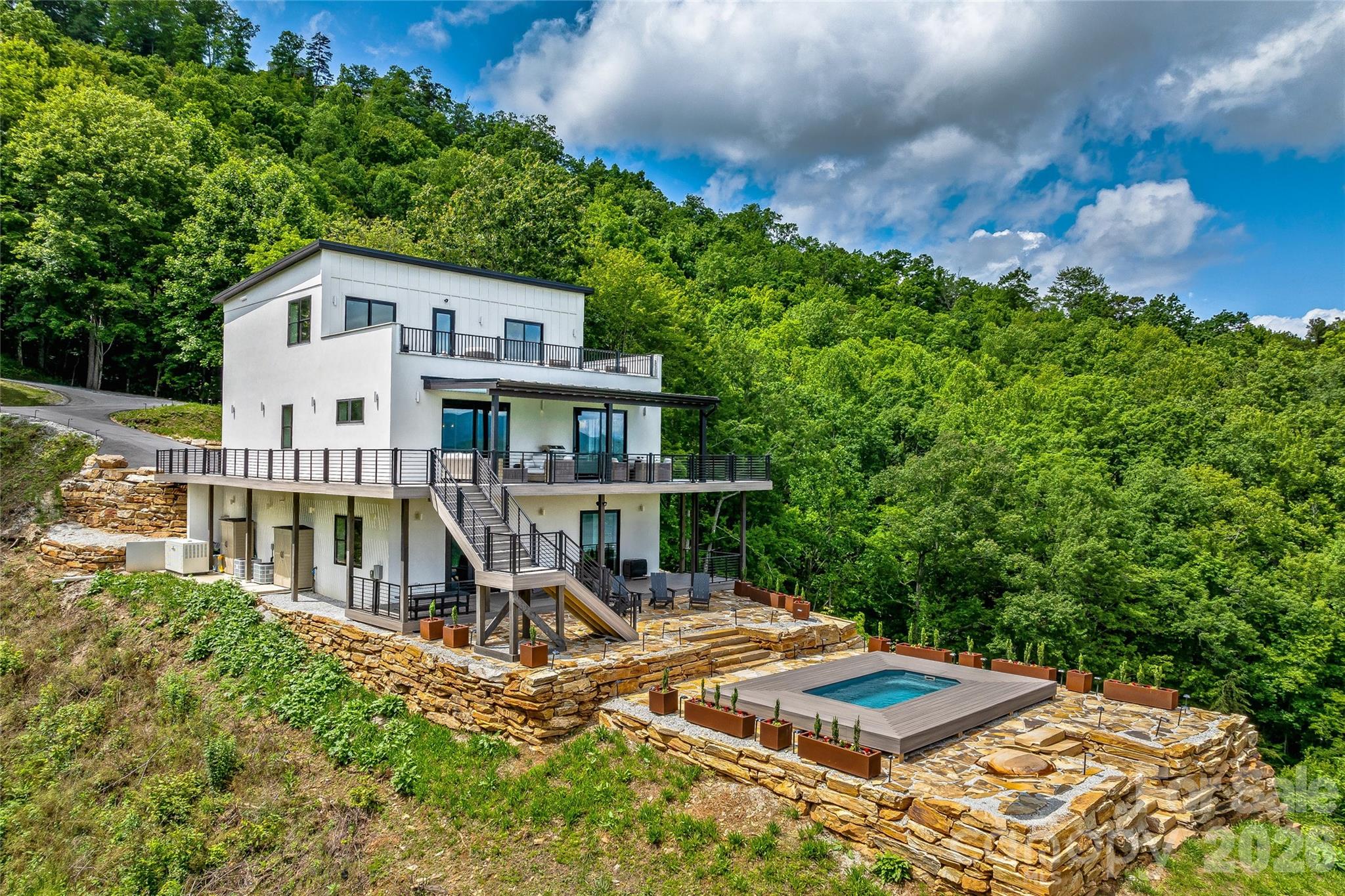 840 Fontana Trace Drive — Almond
