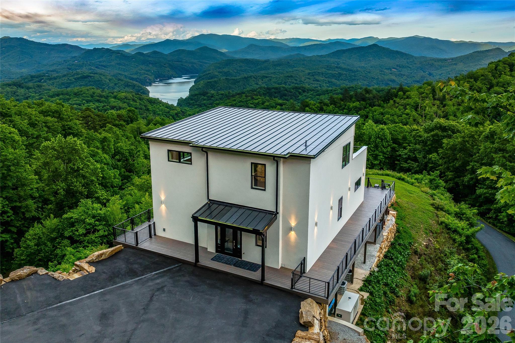 840 Fontana Trace Drive — Almond