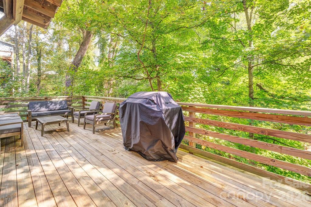 42 Salola Street — Asheville