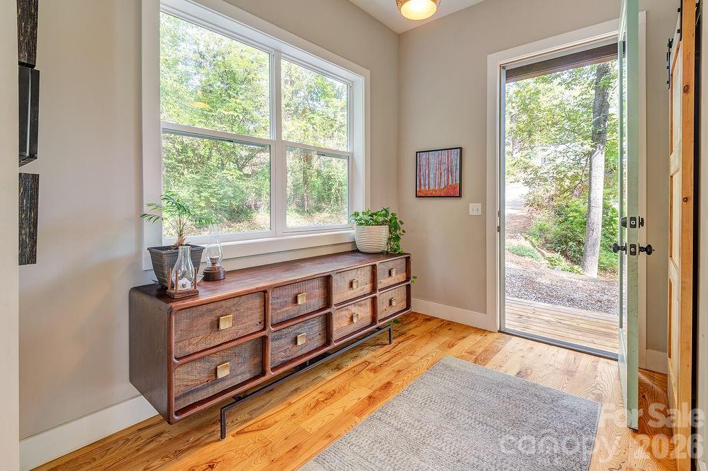 42 Salola Street — Asheville