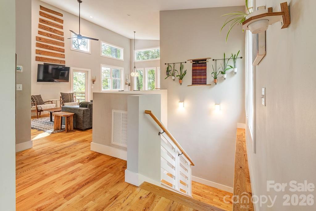 42 Salola Street — Asheville