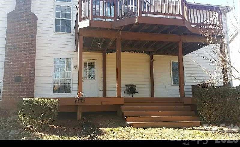 11632 Long Forest Drive — Charlotte