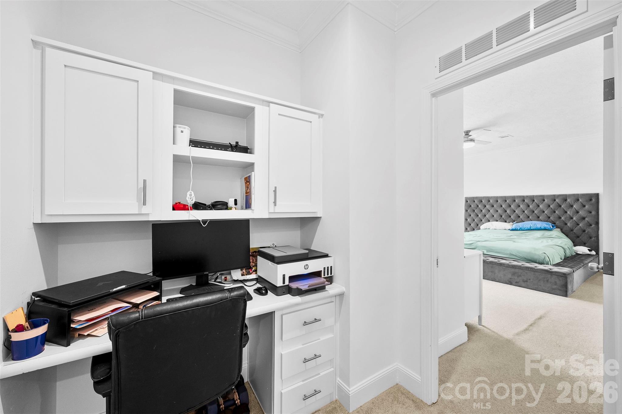 5236 Montana Circle NW — Concord
