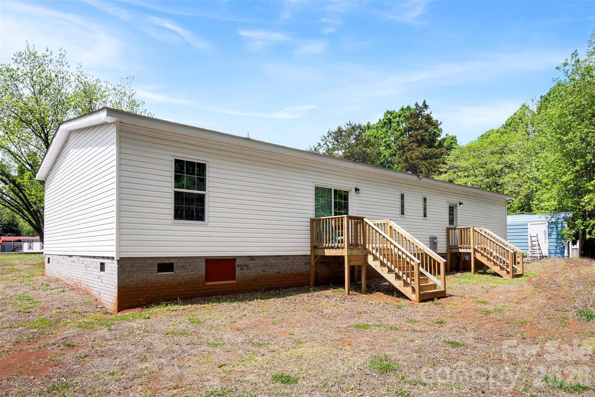 5236 Montana Circle NW — Concord