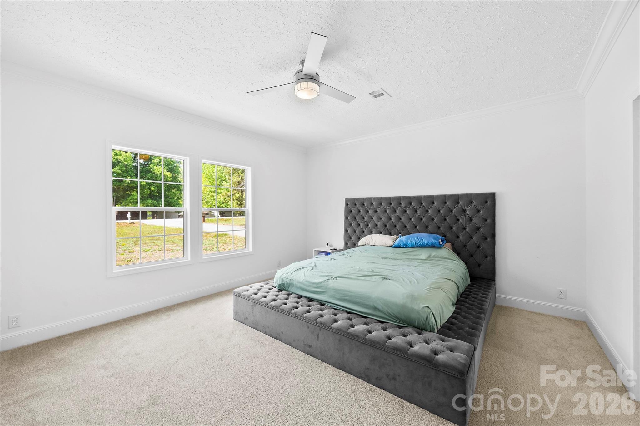 5236 Montana Circle NW — Concord