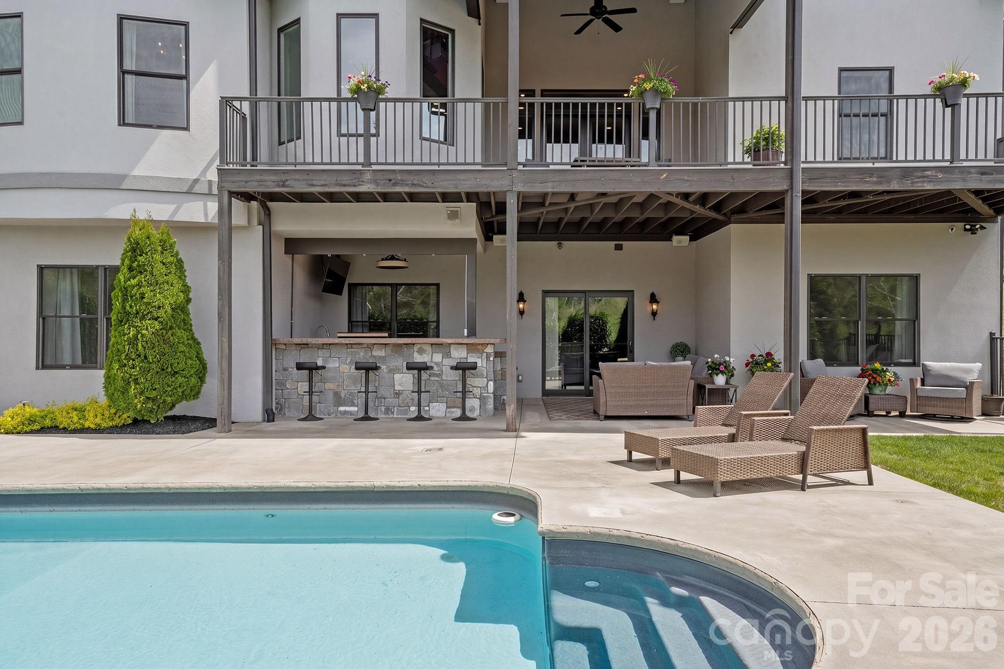 64 Water Hill Way — Fletcher