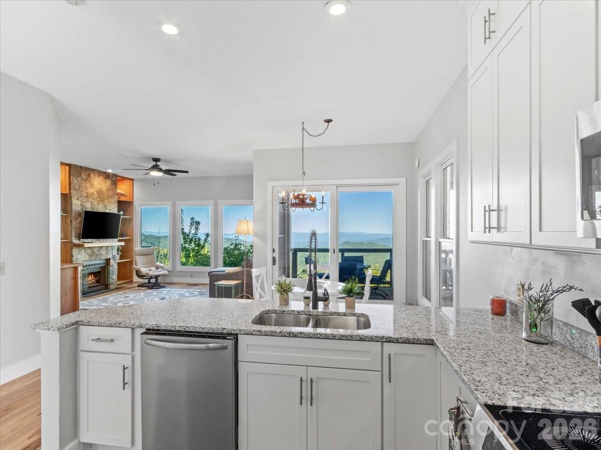 140 Slickrock Road #F4 — Burnsville