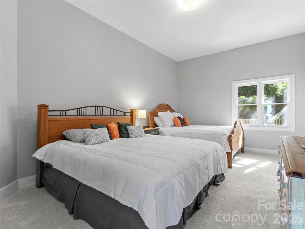140 Slickrock Road #F4 — Burnsville