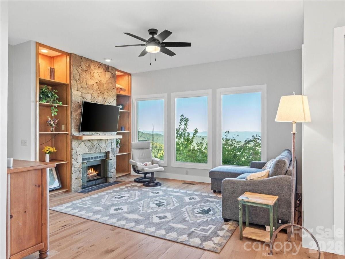 140 Slickrock Road #F4 — Burnsville