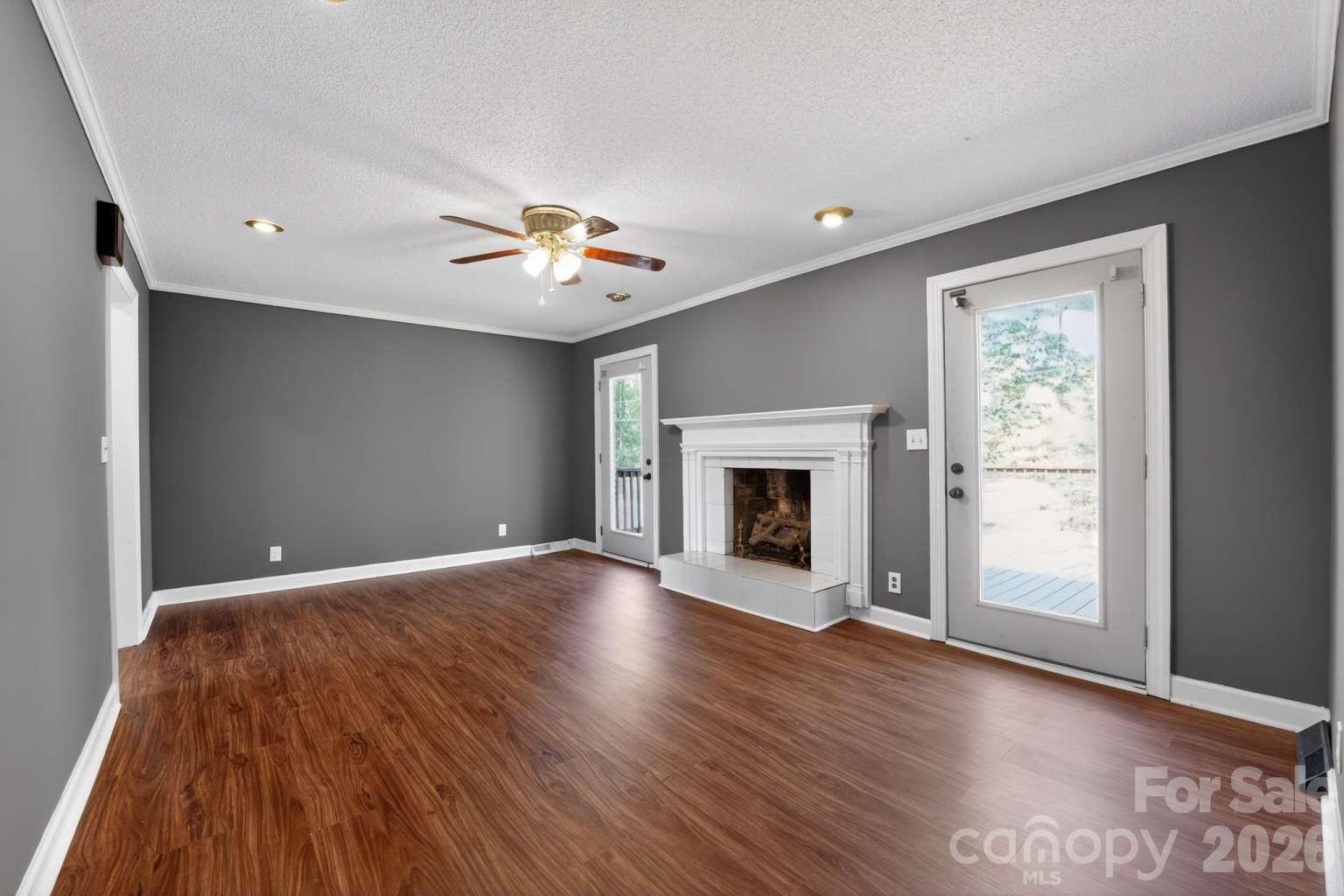 2466 Downey Drive — Lancaster