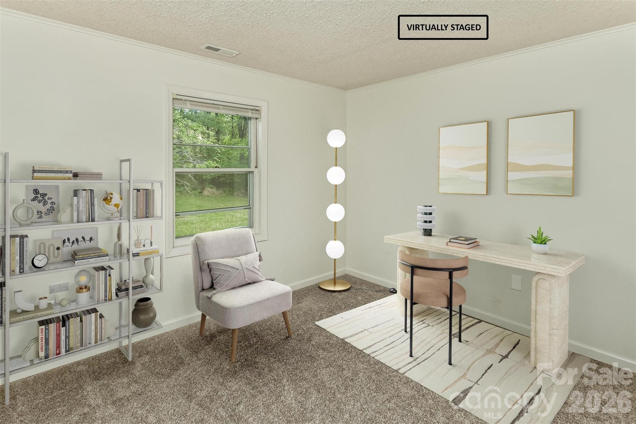 7 Teaneck Circle — Hendersonville