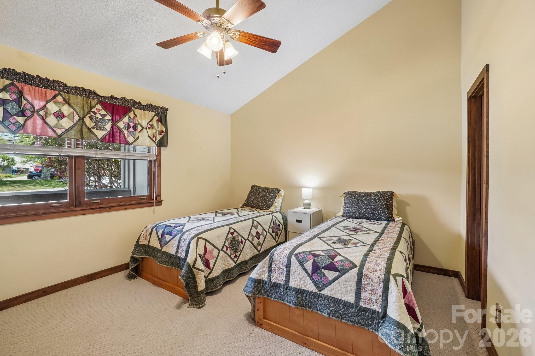 302 Eagles Nest Court S — Mars Hill