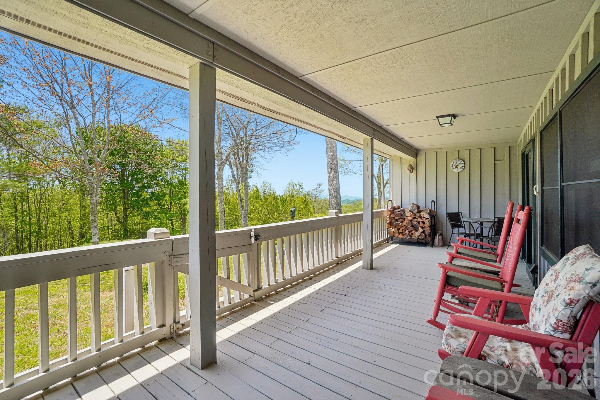302 Eagles Nest Court S — Mars Hill