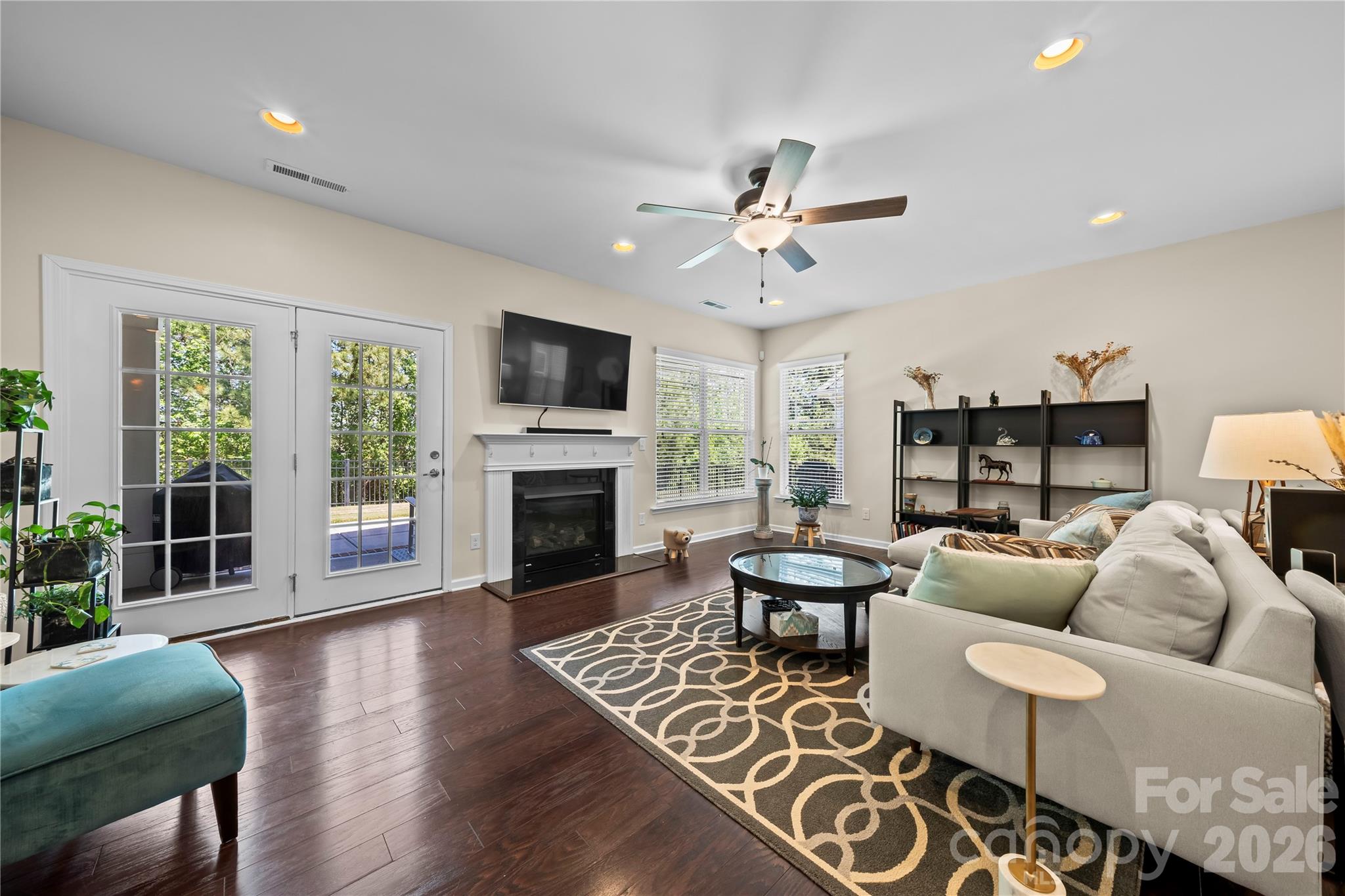 13127 Union Square Drive — Huntersville