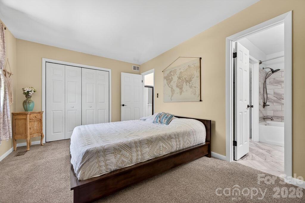 16 Spears Avenue #9 — Asheville