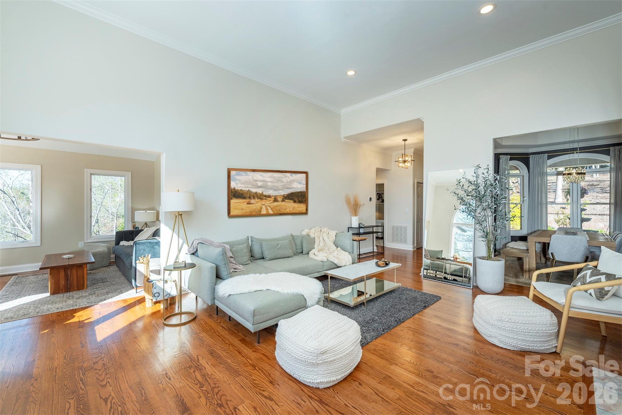 11 High Meadow Drive — Weaverville
