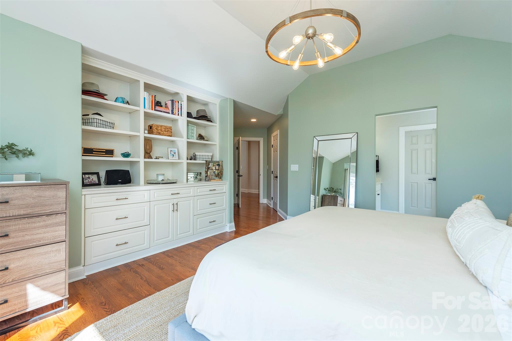 11 High Meadow Drive — Weaverville