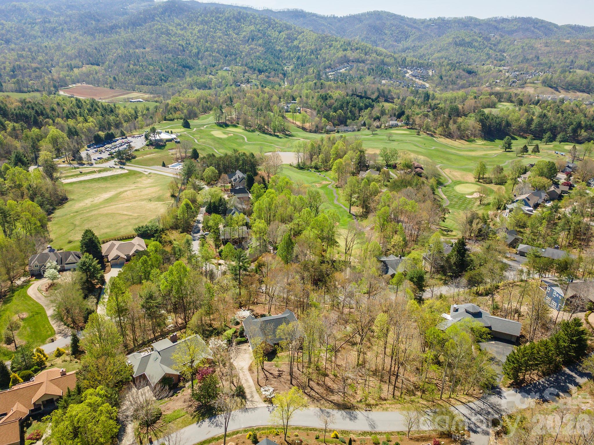 11 High Meadow Drive — Weaverville