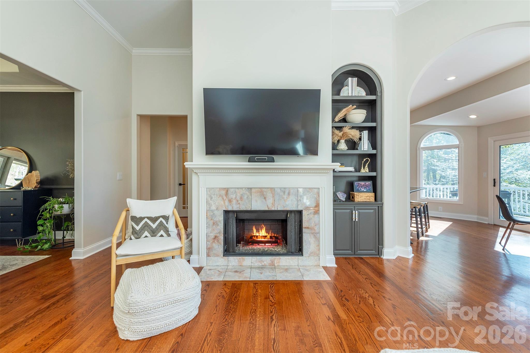 11 High Meadow Drive — Weaverville