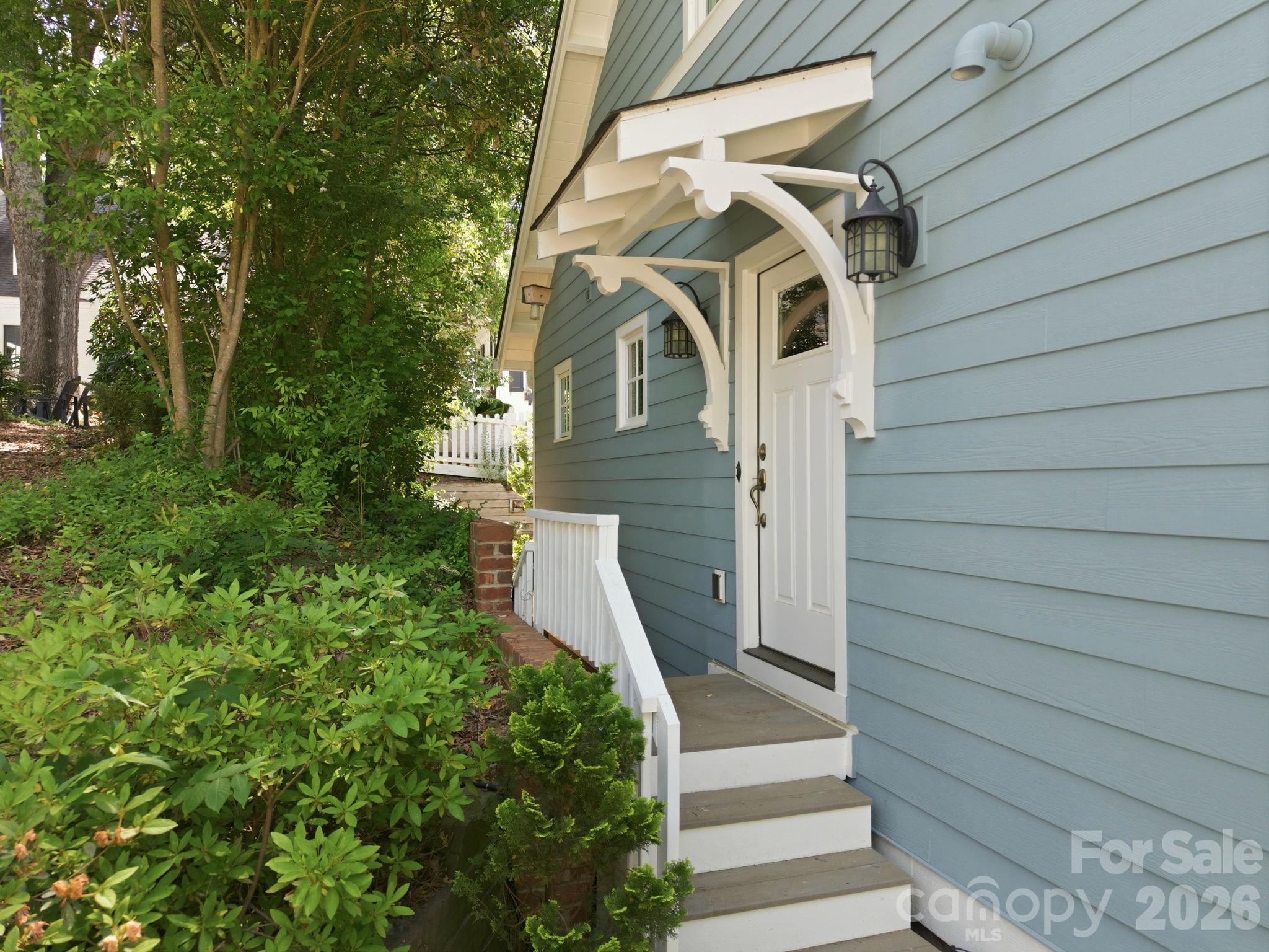 625 James Alexander Way — Davidson