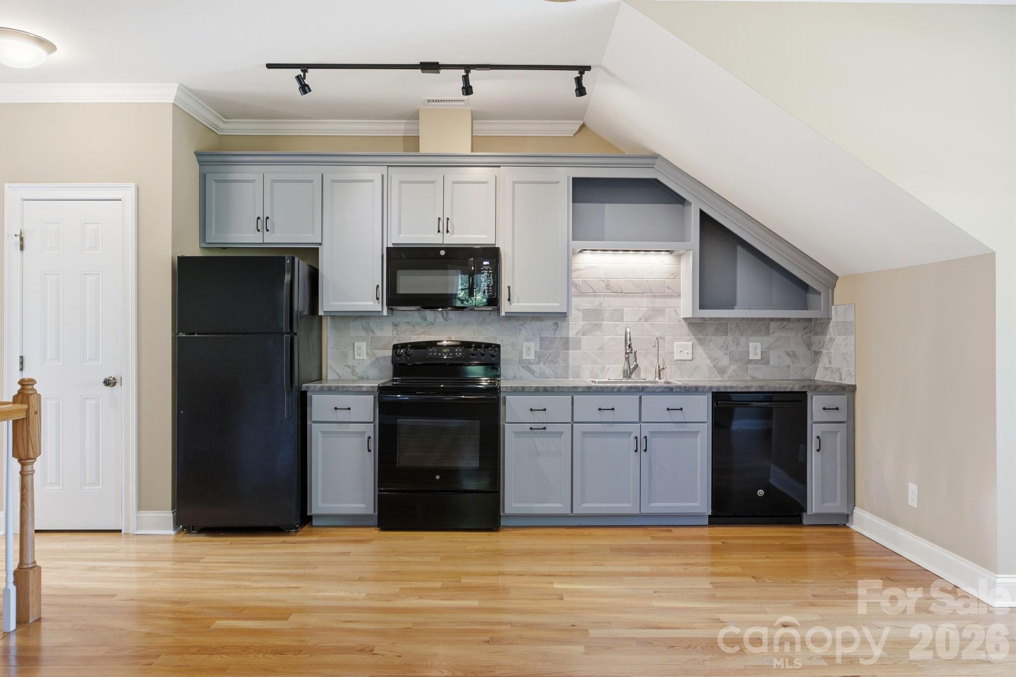 625 James Alexander Way — Davidson