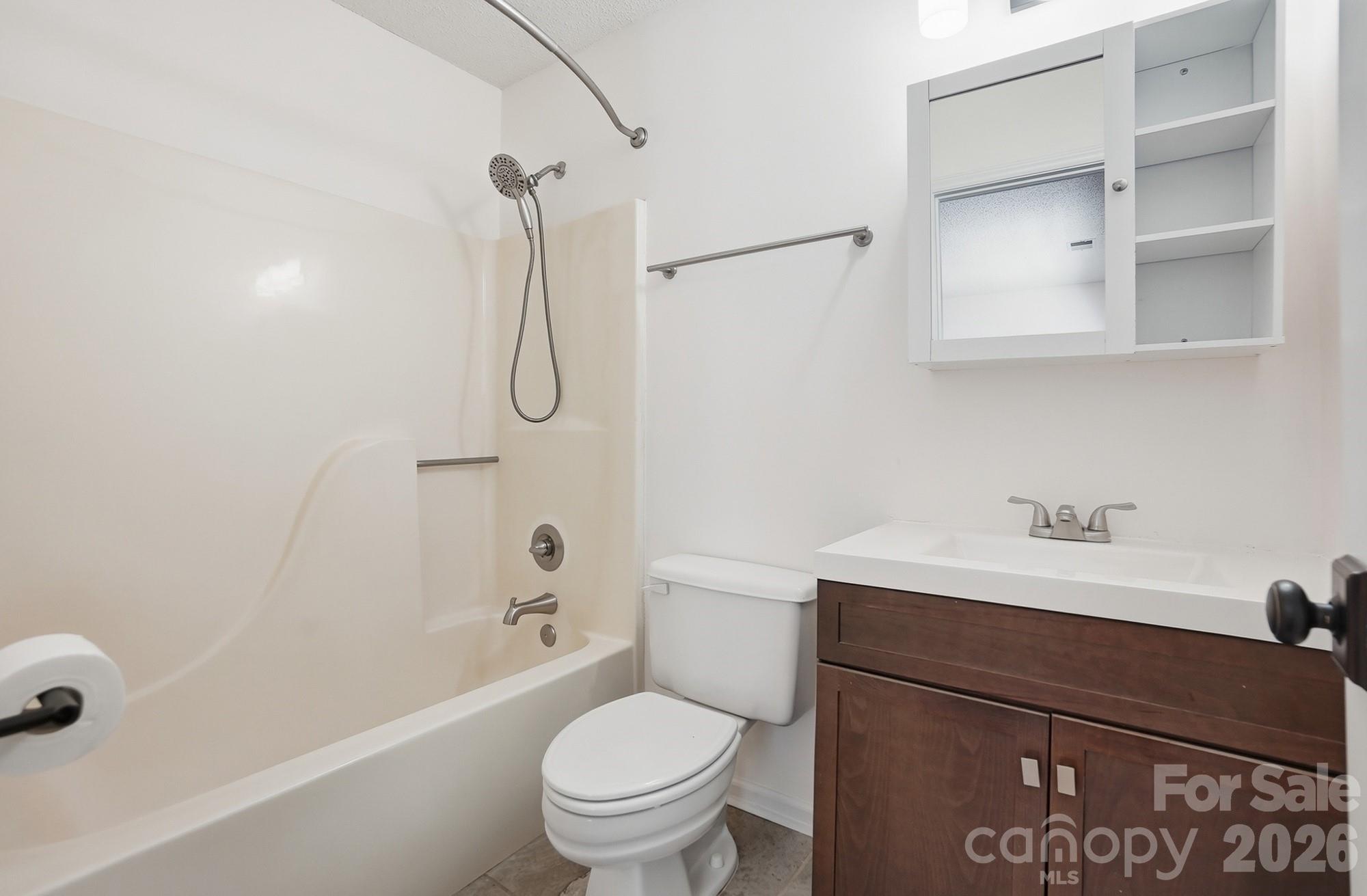 3419 Pondridge Court — Charlotte