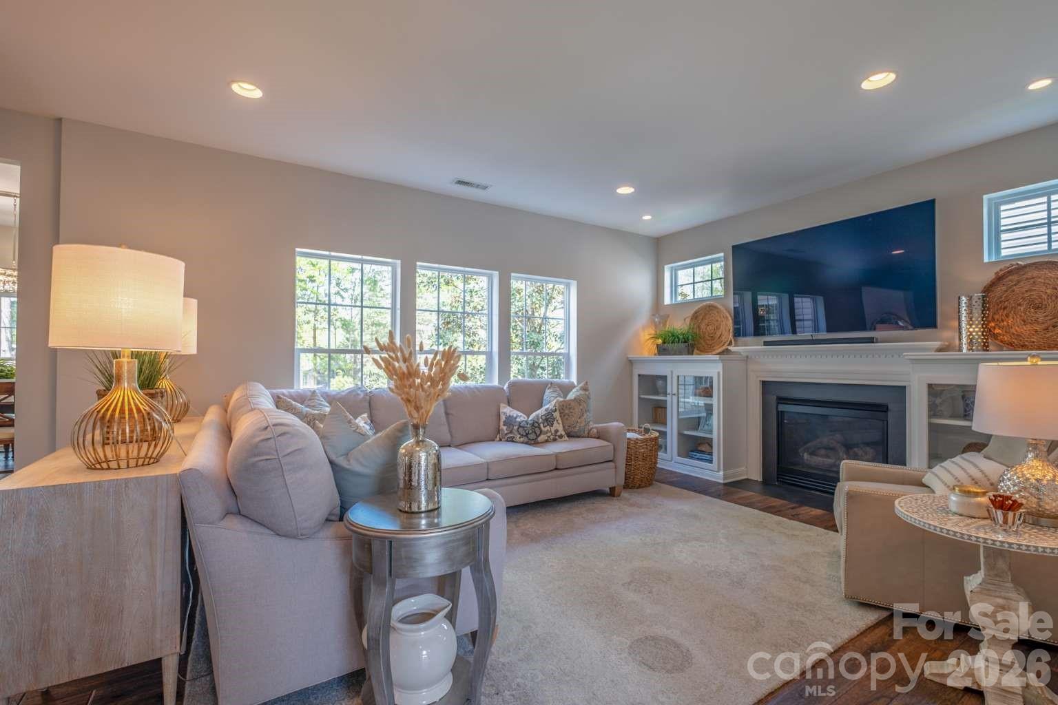 913 Grayscroft Drive — Waxhaw
