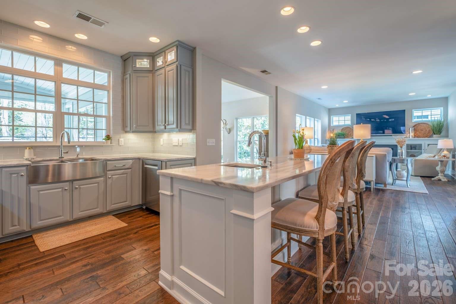 913 Grayscroft Drive — Waxhaw