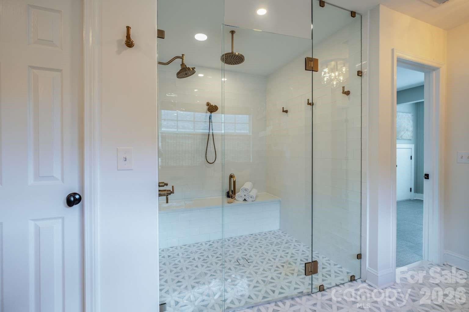913 Grayscroft Drive — Waxhaw