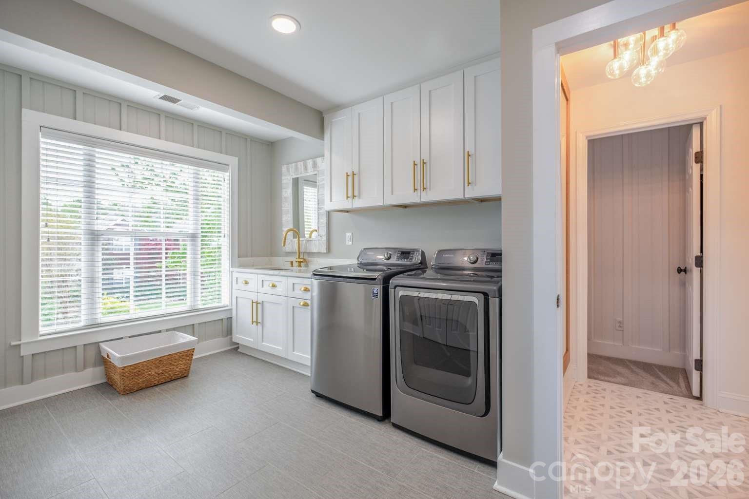 913 Grayscroft Drive — Waxhaw