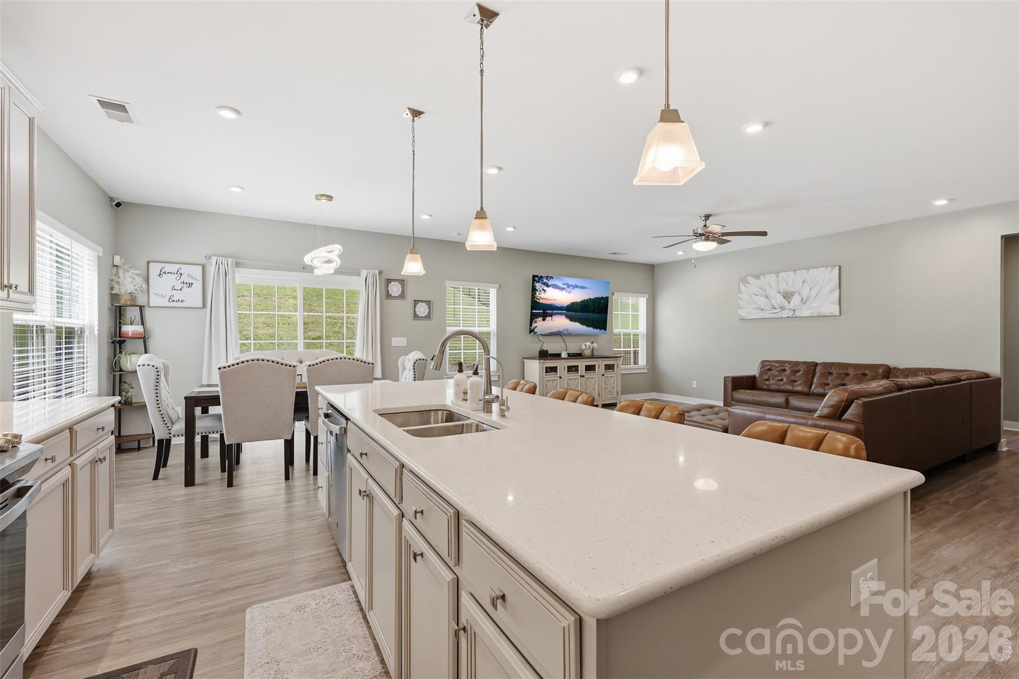 10258 Paper Birch Drive — Charlotte