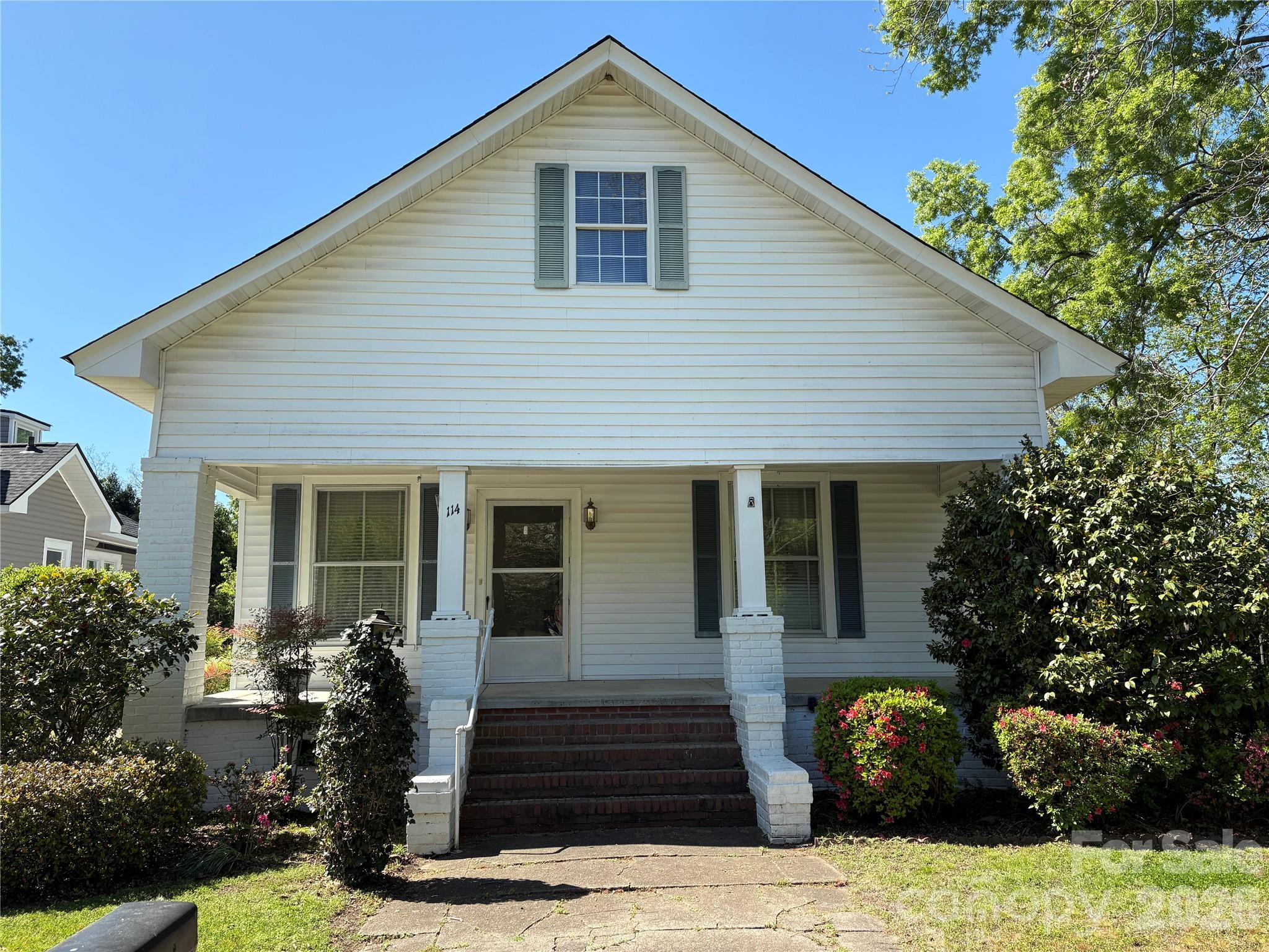 114 Hampton Street — Chester