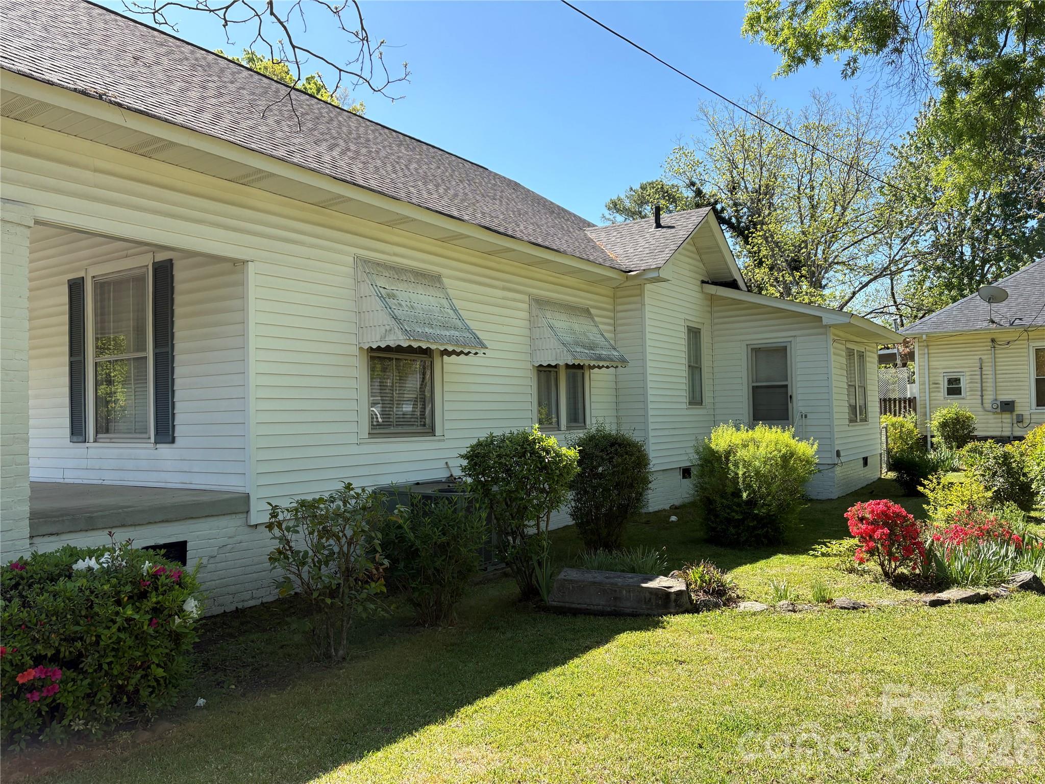 114 Hampton Street — Chester