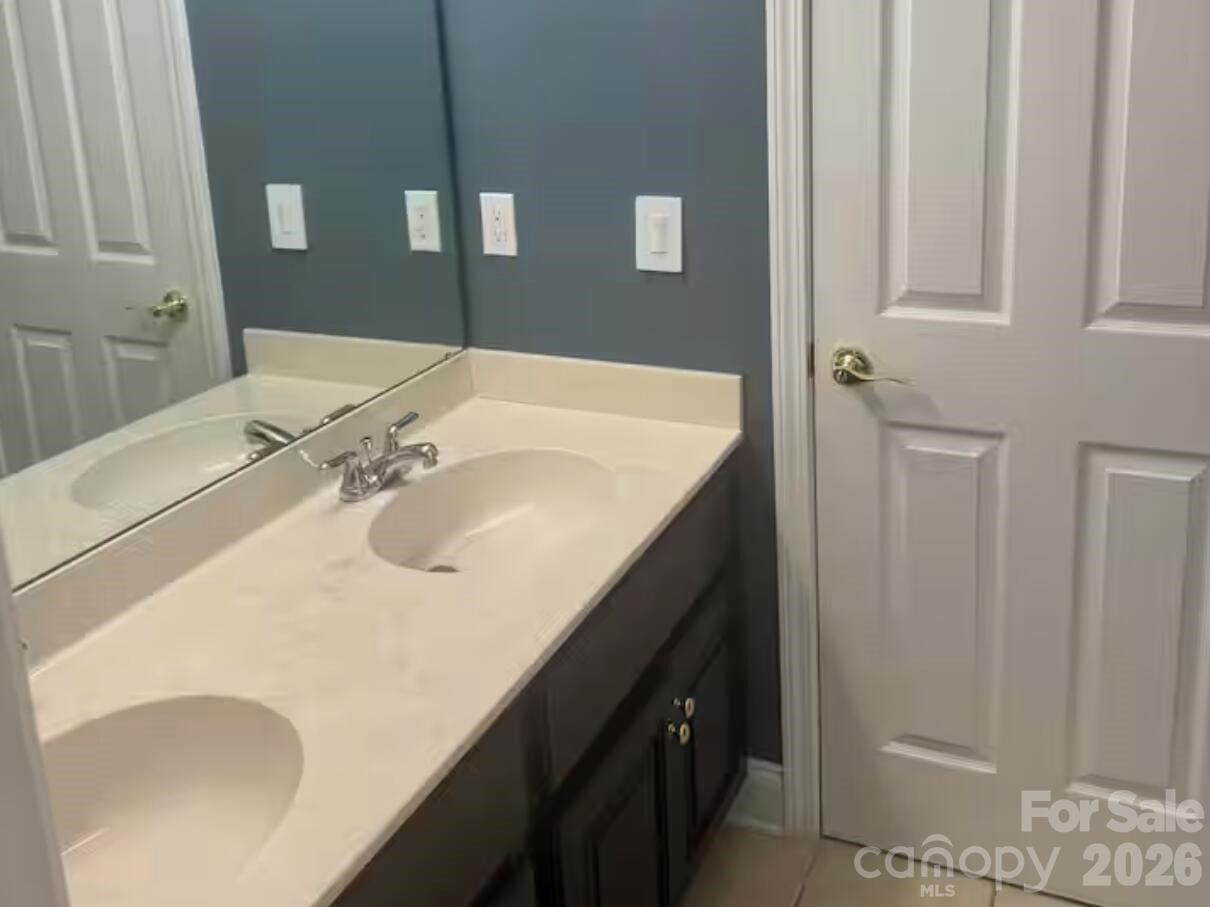 1084 Plantation Trail — Gastonia