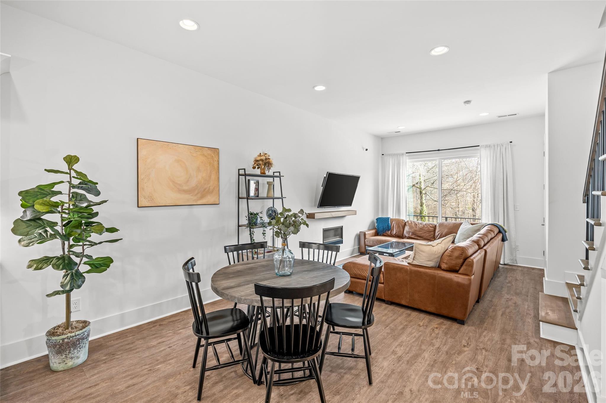 2631 Archdale Drive — Charlotte