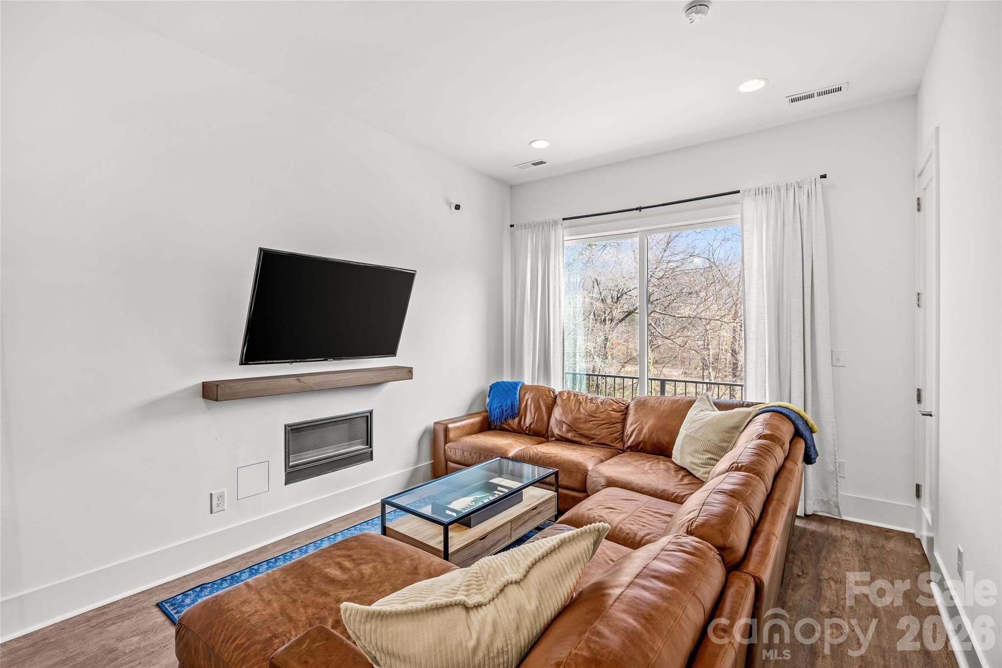 2631 Archdale Drive — Charlotte