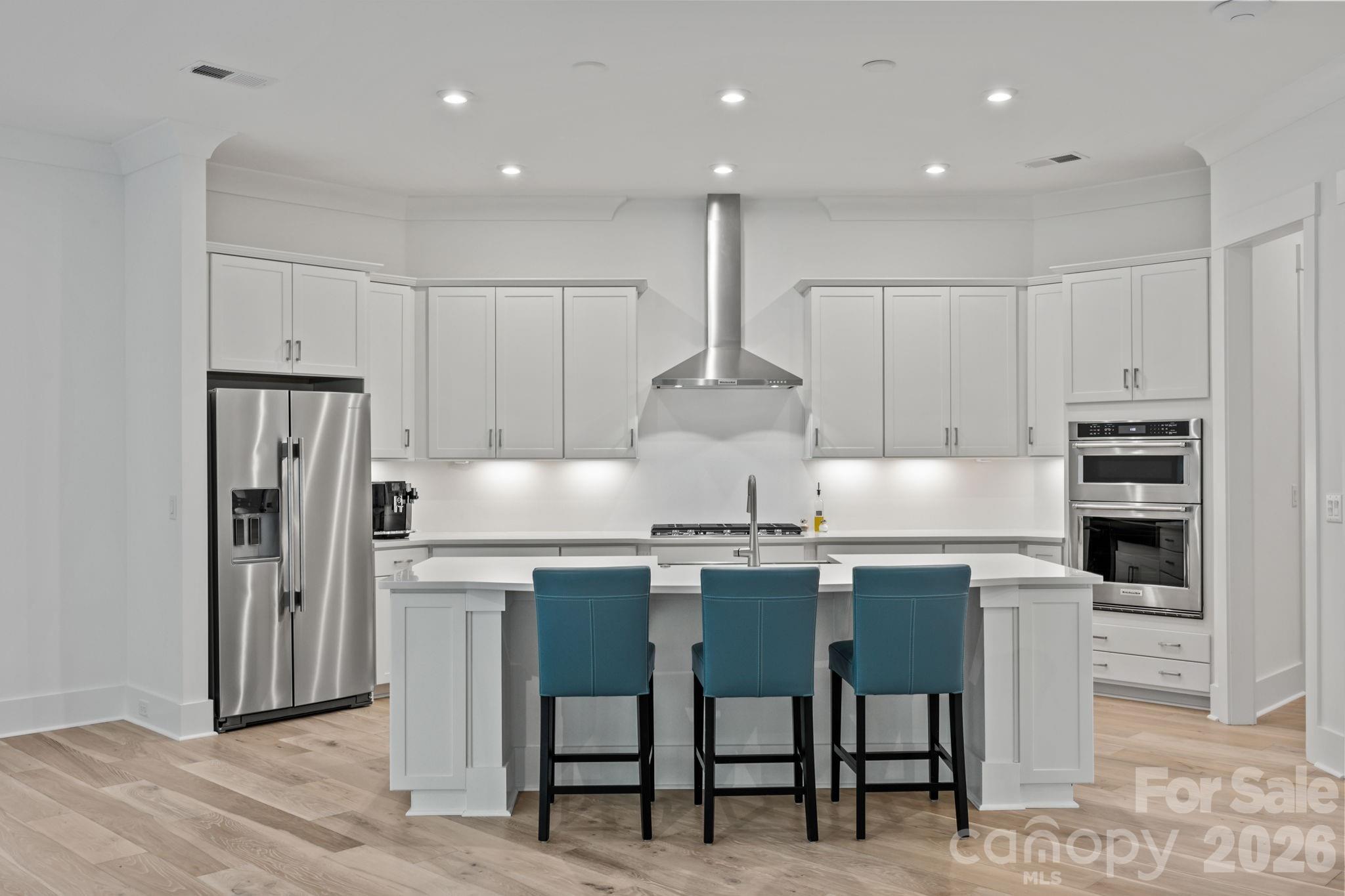8620 Balcony Bridge Road — Huntersville